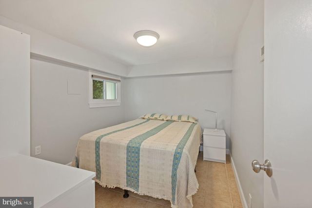 2231 HALL PL NW, Washington, DC 20007