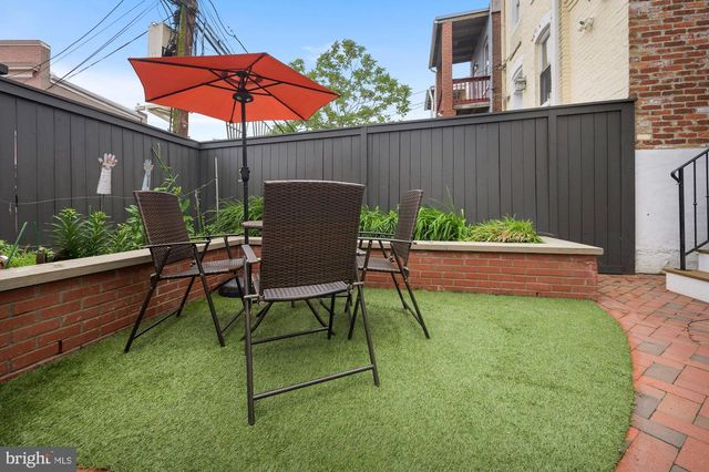 2231 HALL PL NW, Washington, DC 20007
