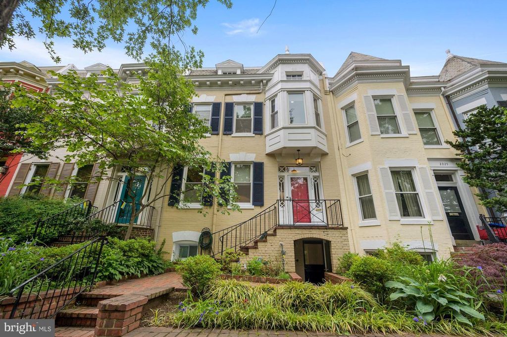 2231 HALL PL NW, Washington, DC 20007
