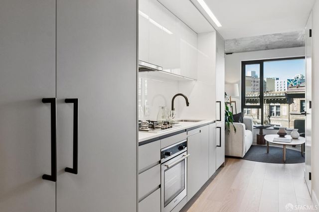 960 Market Street 808, San Francisco, CA 94102