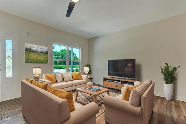 1402 Walnut Street, Reidsville, NC 27320