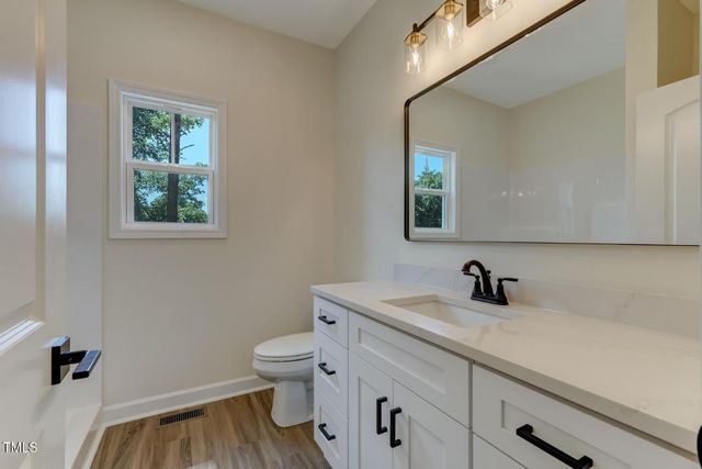 1402 Walnut Street, Reidsville, NC 27320