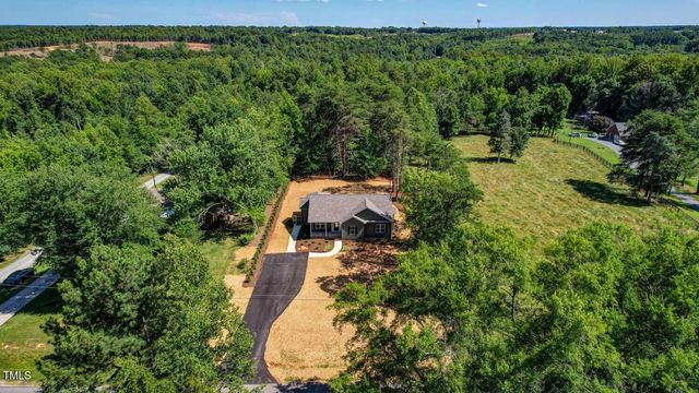 1402 Walnut Street, Reidsville, NC 27320