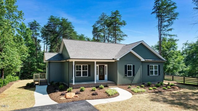1402 Walnut Street, Reidsville, NC 27320