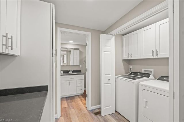 147 Badin Lake Circle, New London, NC 28127