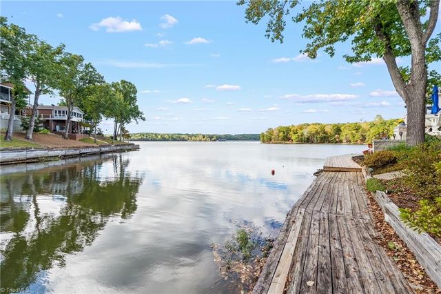 147 Badin Lake Circle, New London, NC 28127