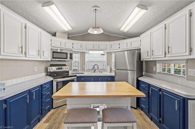 147 Badin Lake Circle, New London, NC 28127