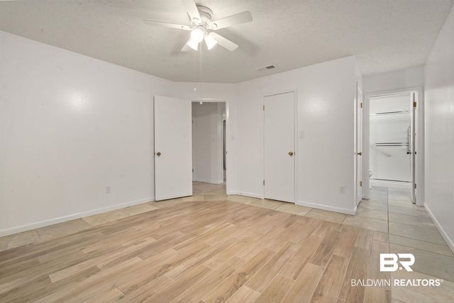 17 W Cobblestone Way, Mobile, AL 36608