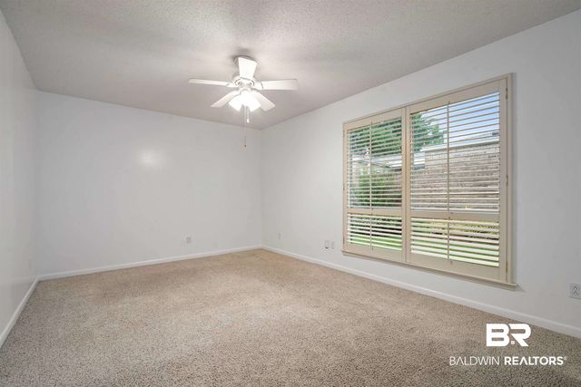 17 W Cobblestone Way, Mobile, AL 36608