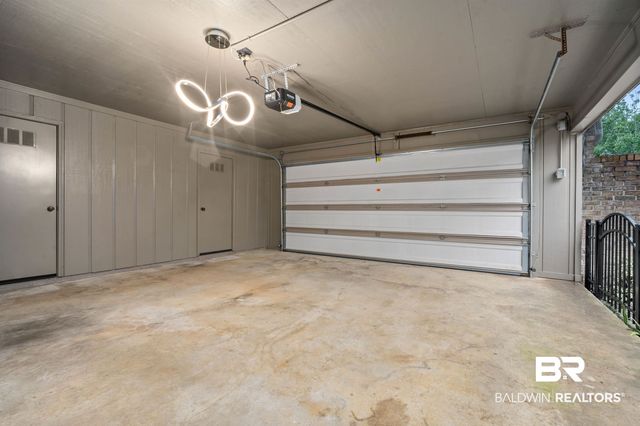 17 W Cobblestone Way, Mobile, AL 36608