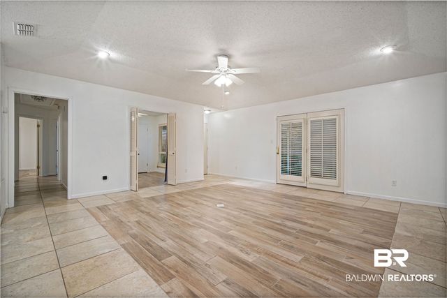 17 W Cobblestone Way, Mobile, AL 36608