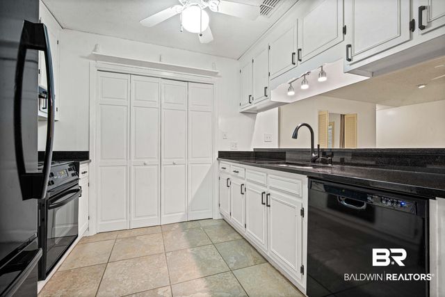17 W Cobblestone Way, Mobile, AL 36608