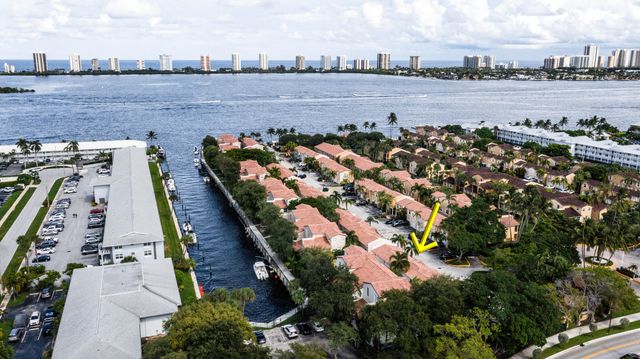1105 Lake Shore Drive 205, Lake Park, FL 33403