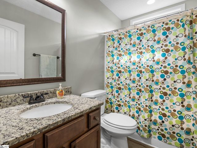 313 Highland Springs Loop, Inman, SC 29349