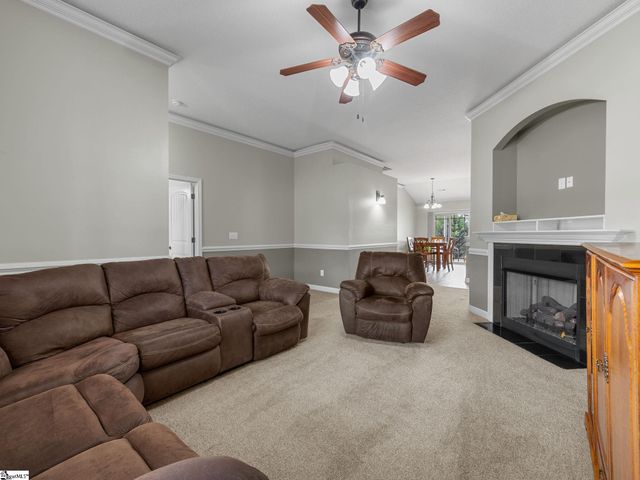 313 Highland Springs Loop, Inman, SC 29349