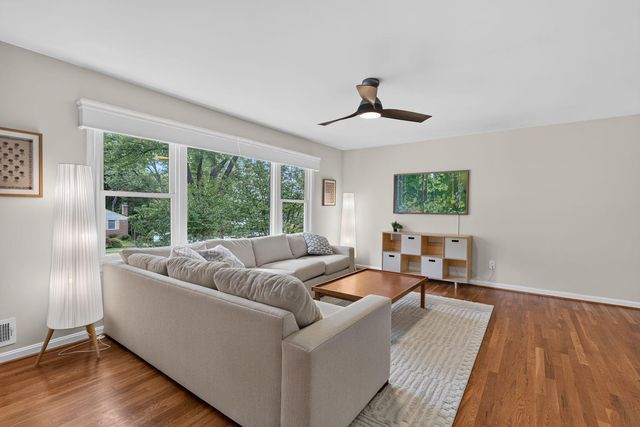 1933 RELDA CT, Falls Church, VA 22043