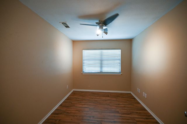 209 Brook Circle, Krum, TX 76249