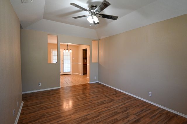 209 Brook Circle, Krum, TX 76249