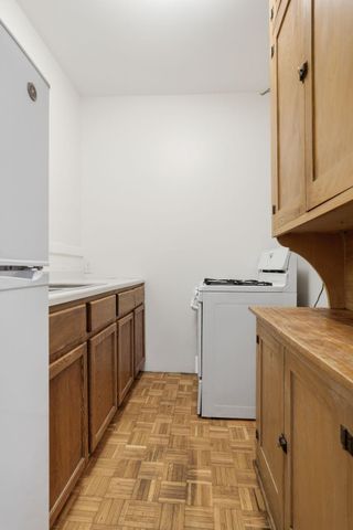 220 E 19th Street 208, Minneapolis, MN 55403