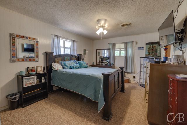 489 Main Street, Lawn, TX 79530