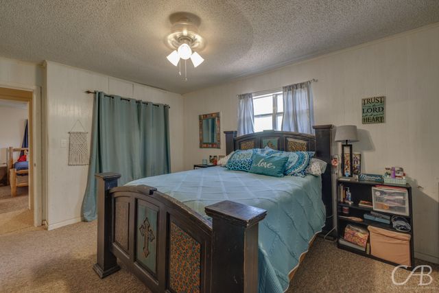 489 Main Street, Lawn, TX 79530