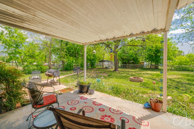 489 Main Street, Lawn, TX 79530