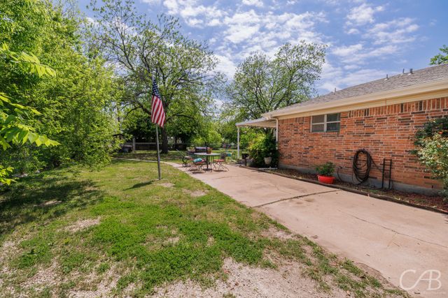 489 Main Street, Lawn, TX 79530