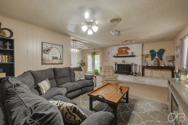 489 Main Street, Lawn, TX 79530