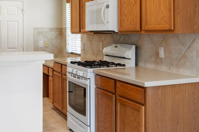 2410 Avery Park Drive, Sugar Land, TX 77498