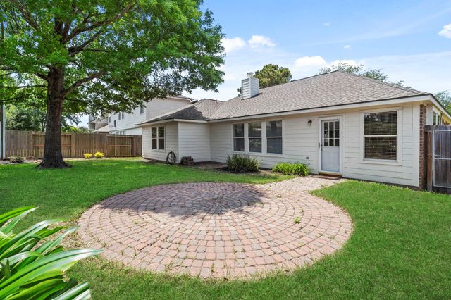 2410 Avery Park Drive, Sugar Land, TX 77498