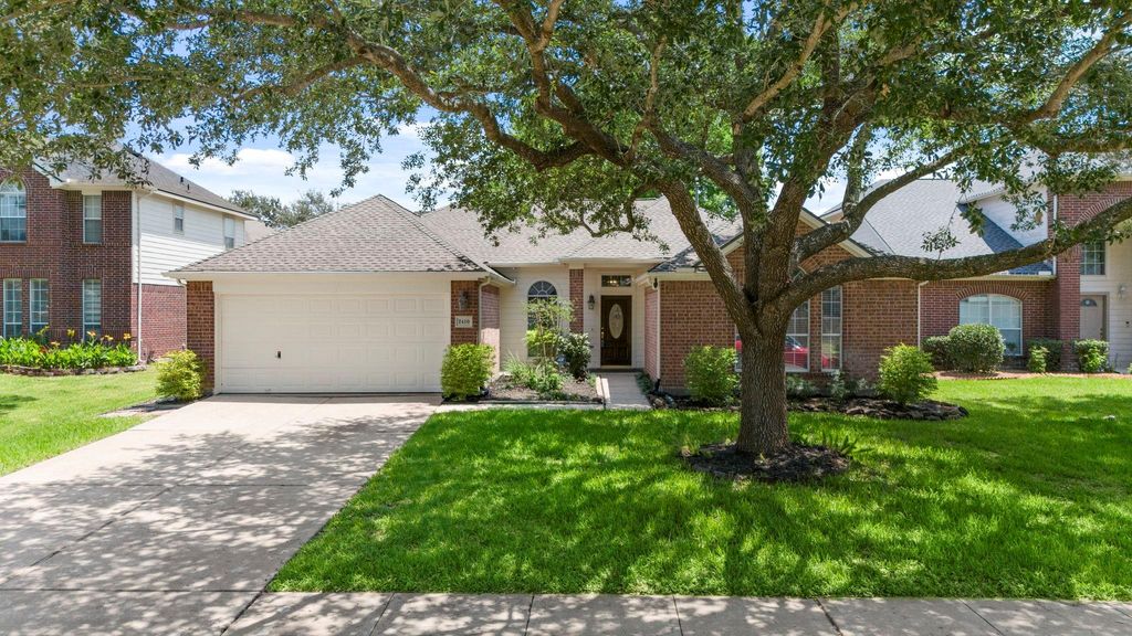 2410 Avery Park Drive, Sugar Land, TX 77498