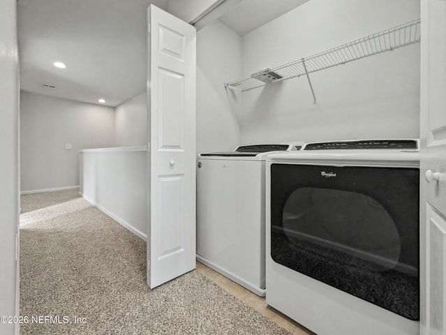 6908 ROUNDLEAF Drive, Jacksonville, FL 32258