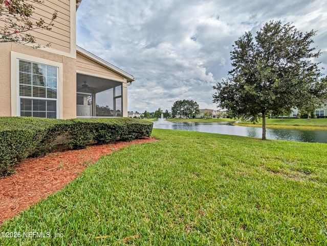 6908 ROUNDLEAF Drive, Jacksonville, FL 32258