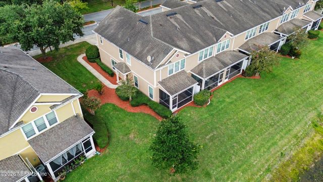 6908 ROUNDLEAF Drive, Jacksonville, FL 32258