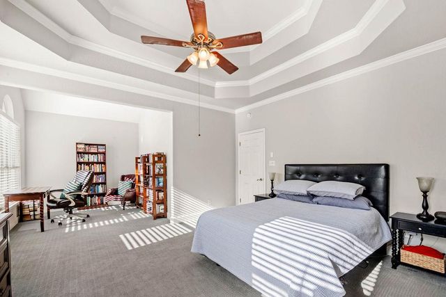 11 Elmwood CIR, Wimberley, TX 78676