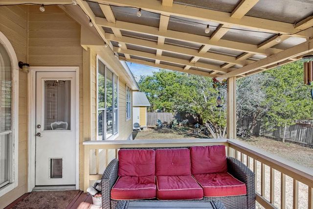 11 Elmwood CIR, Wimberley, TX 78676