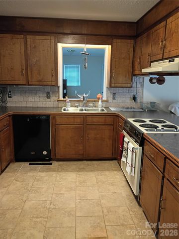 5912 McGregor Drive, Mint Hill, NC 28227