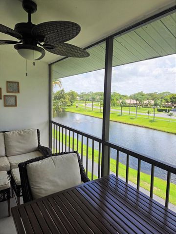 1112 Green Pine Boulevard G3, West Palm Beach, FL 33409