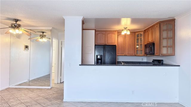 20930 Parthenia Street 216, Canoga Park, CA 91304