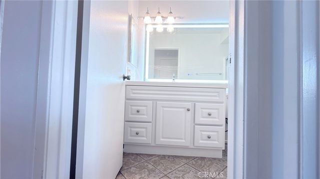 20930 Parthenia Street 216, Canoga Park, CA 91304