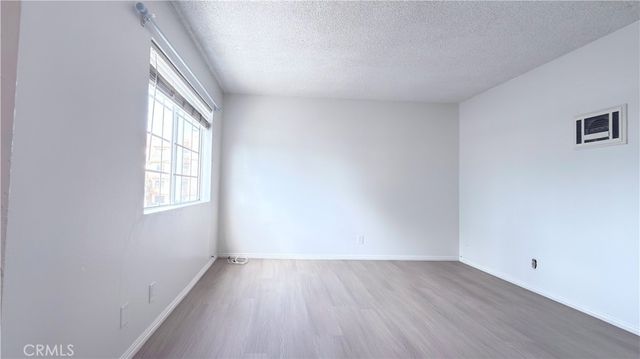 20930 Parthenia Street 216, Canoga Park, CA 91304