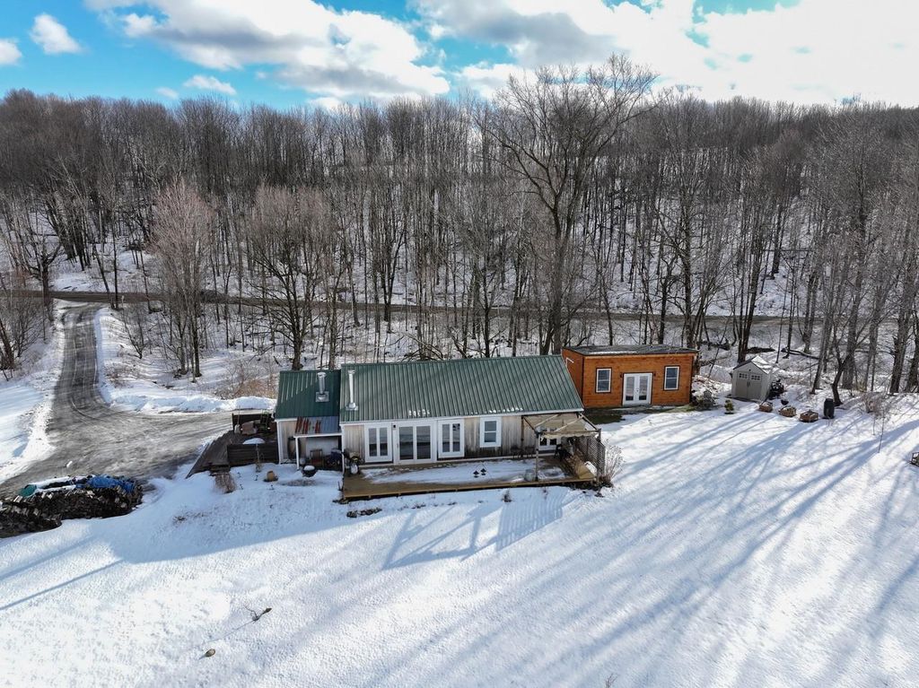 2882 Perley Road, Enosburg, VT 05450
