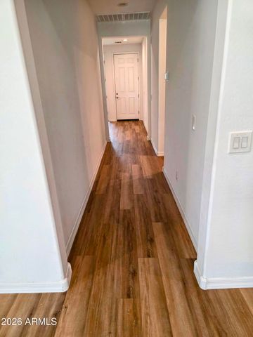 6736 W DISCOVERY Drive, Glendale, AZ 85303