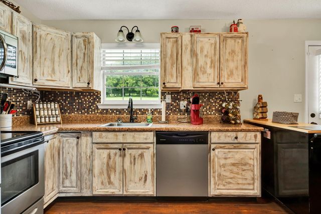12429 Dolly Pond Road, Birchwood, TN 37308