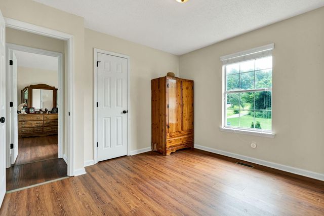 12429 Dolly Pond Road, Birchwood, TN 37308