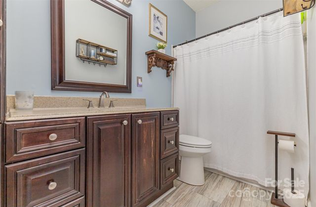 4760 Lauren Glen Street NW, Concord, NC 28027