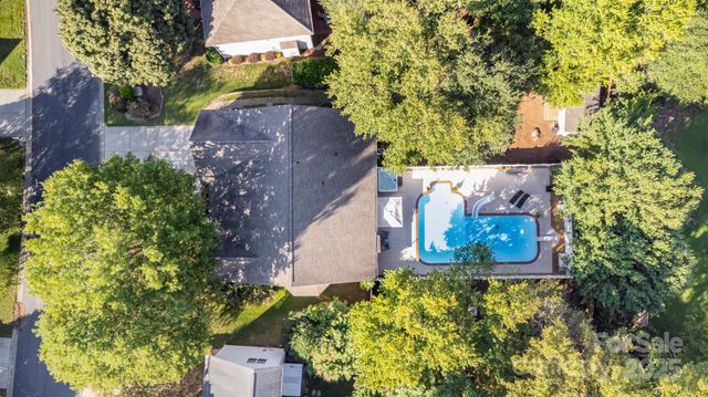 4760 Lauren Glen Street NW, Concord, NC 28027