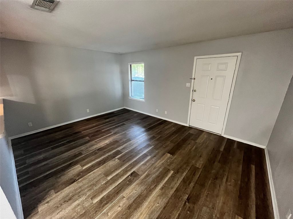 906 N Austin Street, Denton, TX 76201