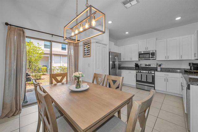 8291 CRESCENT OAKS DRIVE, New Port Richey, FL 34655