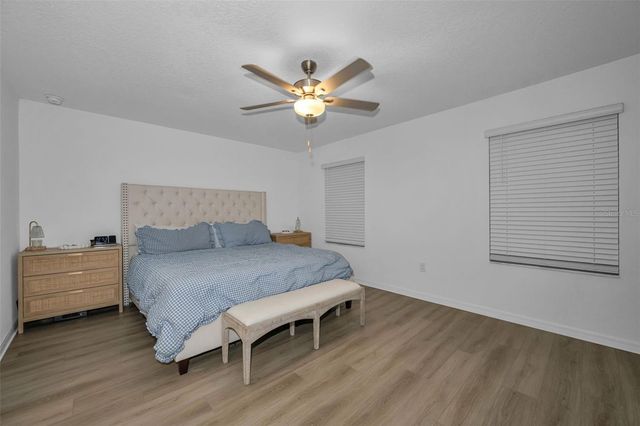 8291 CRESCENT OAKS DRIVE, New Port Richey, FL 34655